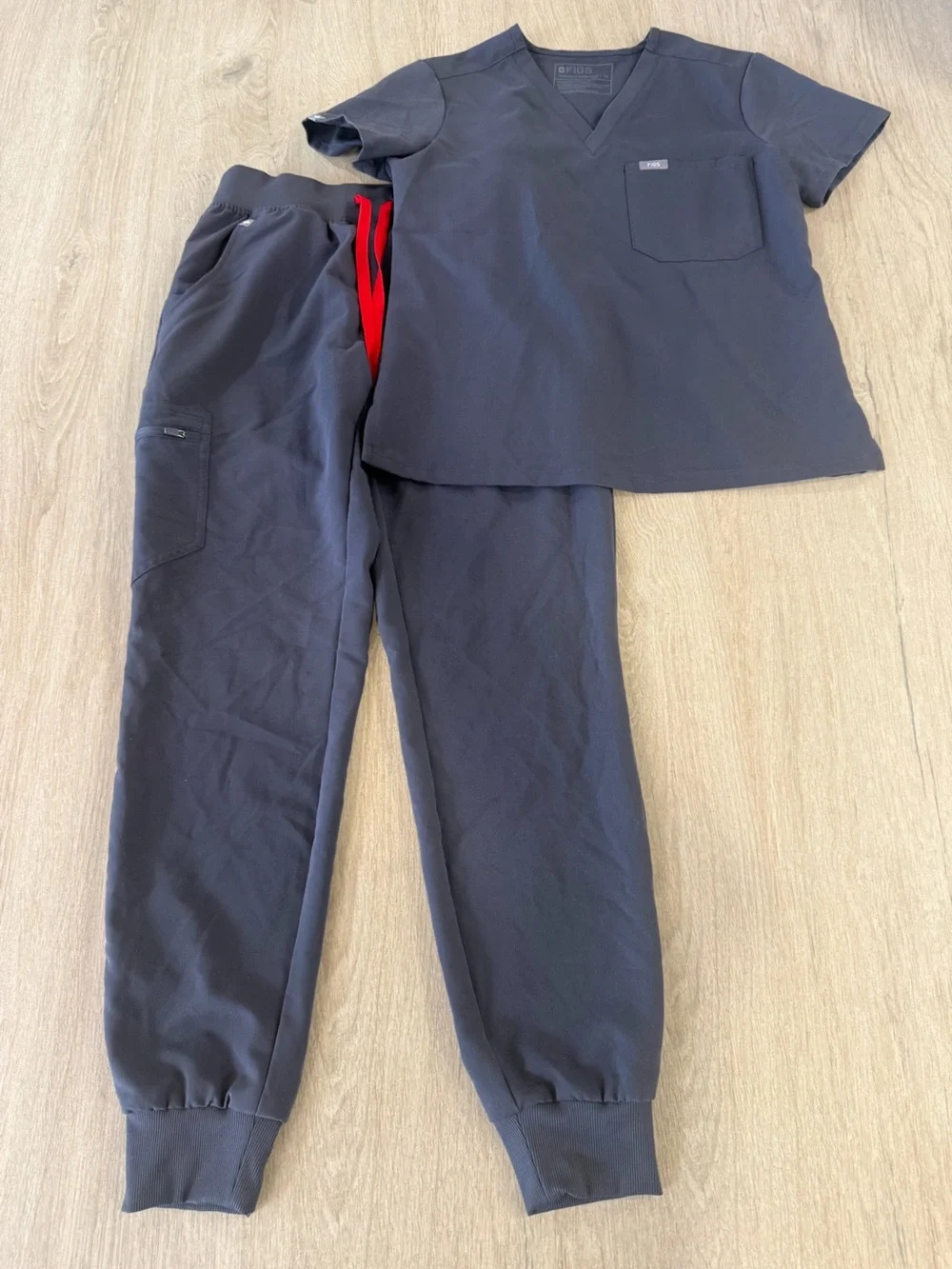 FIGS Charcoal Grey Casma Scrub Top Zamora Jogger Pants Set XS